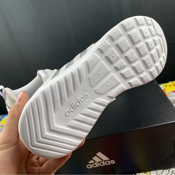Adidas QT Racer 2.0 Silver Women’s Various Sizes - Picture 4 of 13
